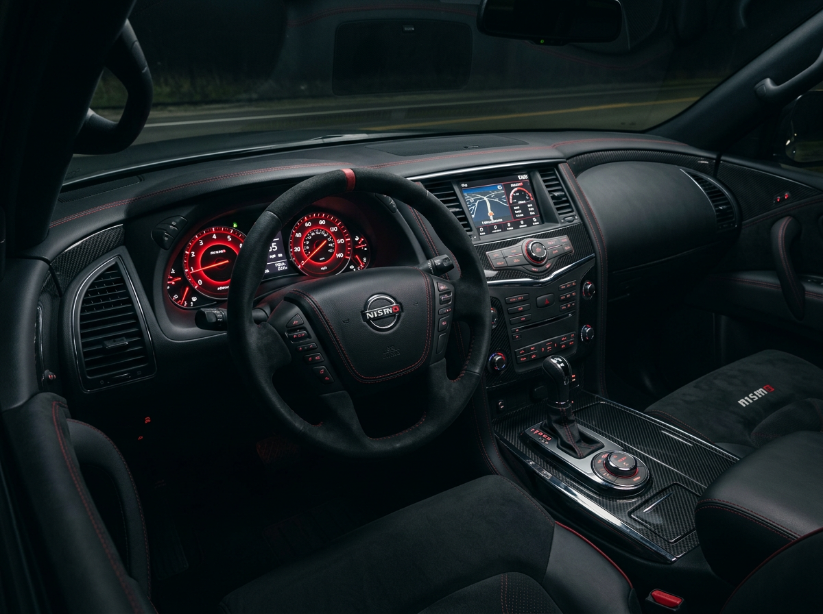 Patrol Nismo dashboard with red stitched leather and Nismo badging